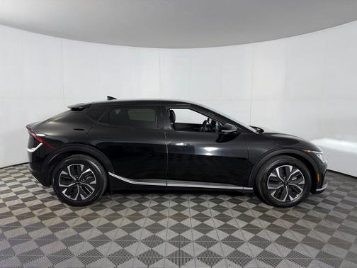 Aurora Black Pearl 2024 Kia EV6 Light Long Range