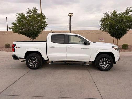 Summit White 2024 Chevrolet Colorado Z71