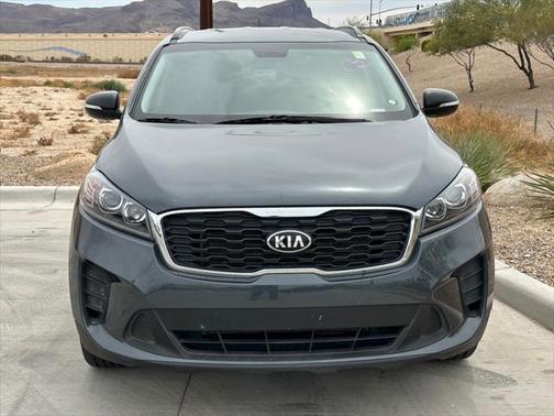 2019 Kia Sorento S