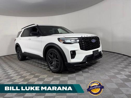 Star White Metallic Tri-Coat 2025 Ford Explorer ST