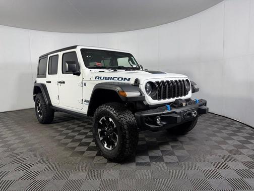 Bright White Clearcoat 2024 Jeep Wrangler 4xe Rubicon