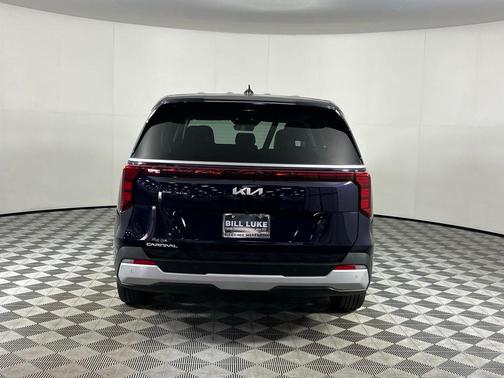2025 Kia Carnival LXS