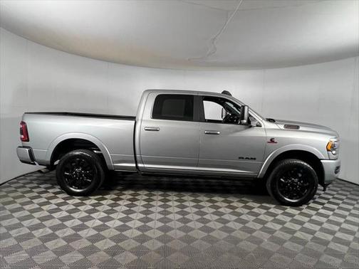 2022 RAM 2500 Limited Crew Cab 4x4 6'4' Box