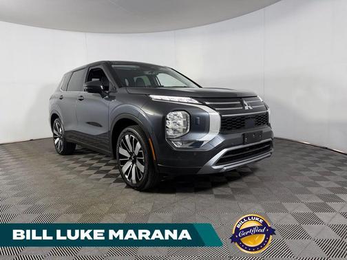 Graphite Gray 2025 Mitsubishi Outlander SE S-AWC