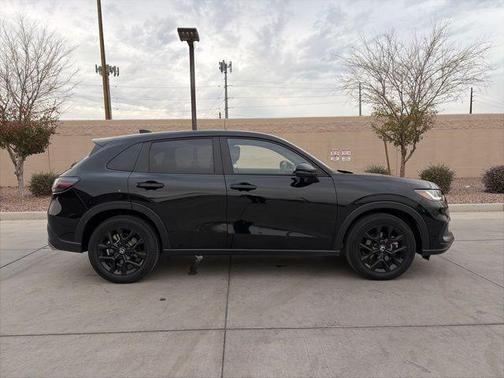 2025 Honda HR-V AWD Sport