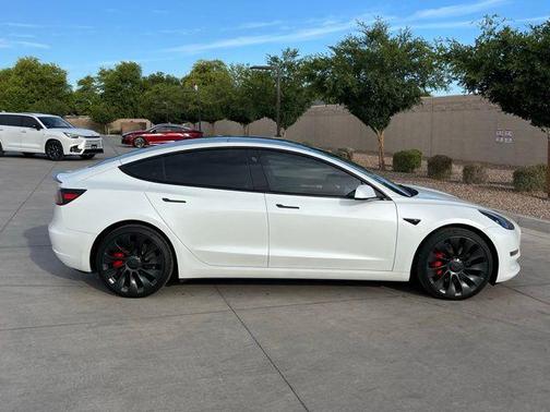Pearl White 2023 Tesla Model 3 Performance