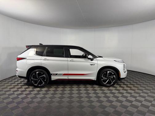 2024 Mitsubishi Outlander PHEV SE Ralliart