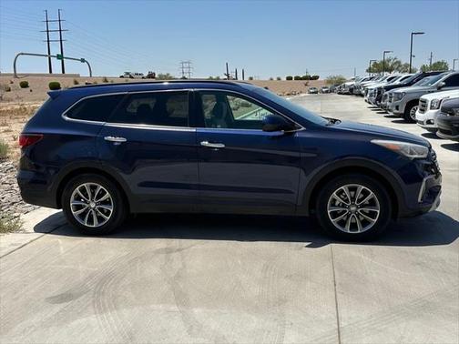 2018 Hyundai SANTA FE SE
