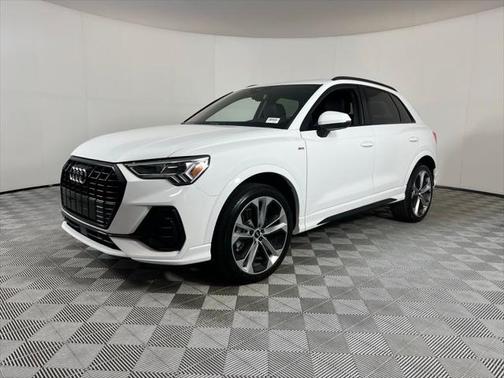 2022 Audi Q3 45 S line Premium Plus