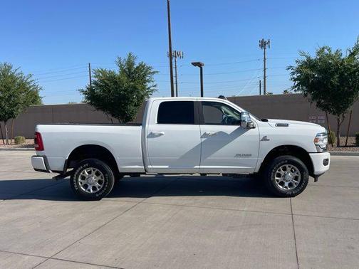 2024 RAM 2500 Laramie Crew Cab 4x4 6'4' Box