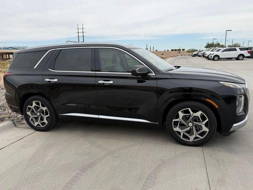 Becketts Black 2021 Hyundai PALISADE Calligraphy