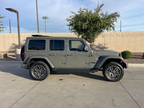 2022 Jeep Wrangler Unlimited 4xe Sahara High Altitude