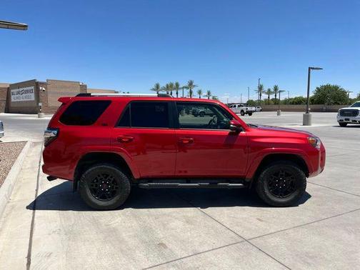 Barcelona Red Metallic 2022 Toyota 4Runner SR5 Premium