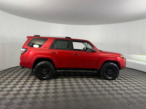 Barcelona Red Metallic 2022 Toyota 4Runner SR5 Premium
