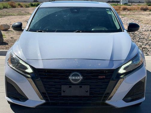 2023 Nissan Altima SR FWD