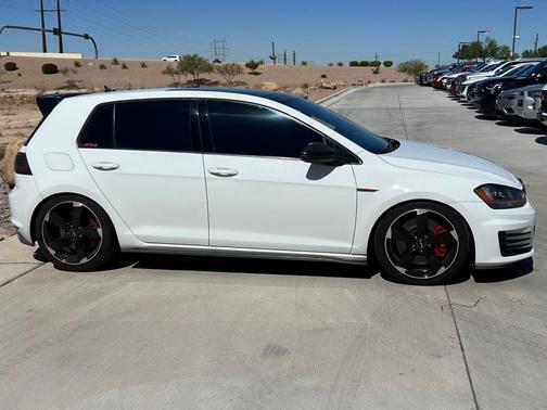 2015 Volkswagen Golf GTI 2.0T Autobahn w/Performance Package 4-Door