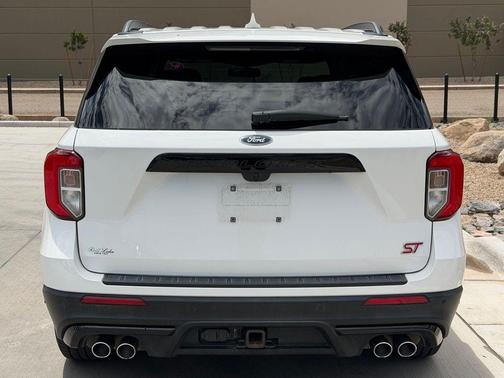 Star White Metallic Tri-Coat 2021 Ford Explorer ST