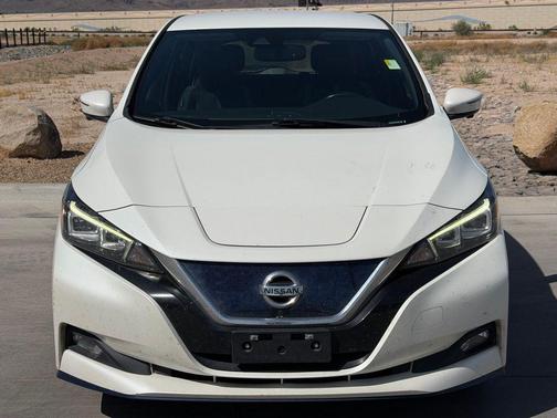 Pearl White Tricoat 2019 Nissan Leaf SL PLUS