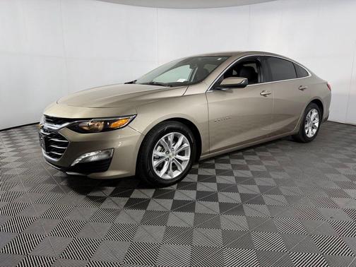 Mineral Gray Metallic 2023 Chevrolet Malibu FWD 1LT