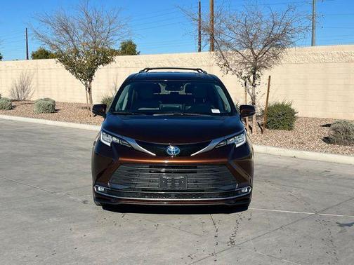 2024 Toyota Sienna Limited