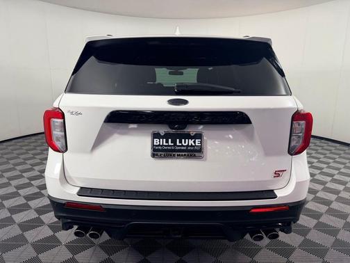 Star White Metallic Tri-Coat 2022 Ford Explorer ST
