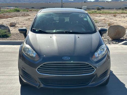 2017 Ford Fiesta SE