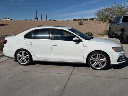 2017 Volkswagen Jetta GLI