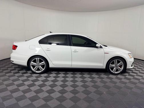 2017 Volkswagen Jetta GLI