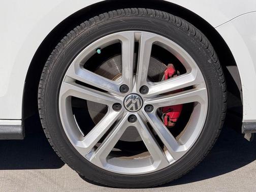 2017 Volkswagen Jetta GLI