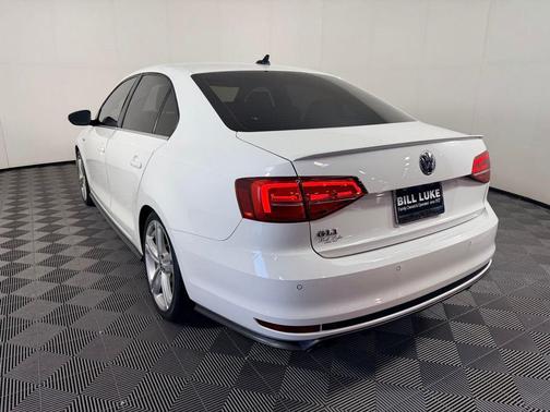 2017 Volkswagen Jetta GLI