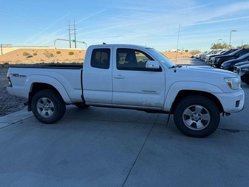 2015 Toyota Tacoma Base