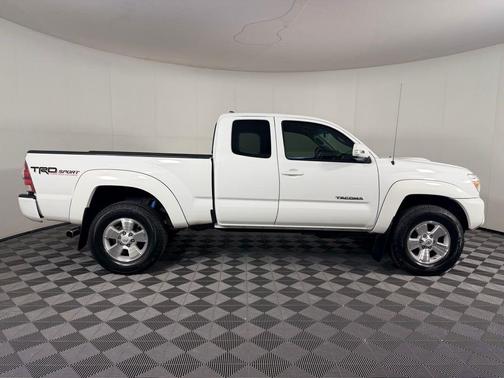 2015 Toyota Tacoma Base