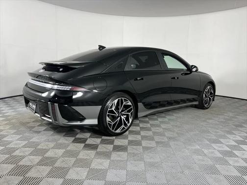 2023 Hyundai IONIQ 6 SEL