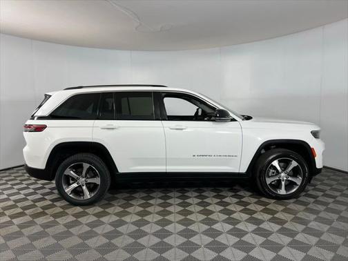 2023 Jeep Grand Cherokee 4xe Base