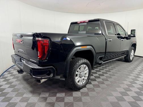 2023 GMC Sierra 2500 Denali