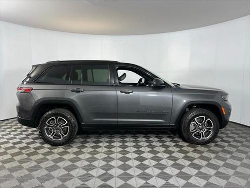 2022 Jeep Grand Cherokee 4xe Trailhawk