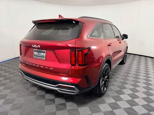 2022 Kia Sorento SX