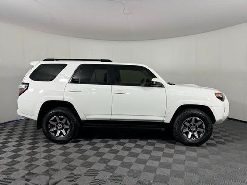2022 Toyota 4Runner TRD Off Road