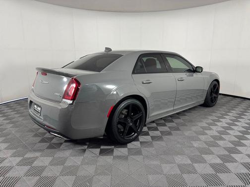2019 Chrysler 300 S