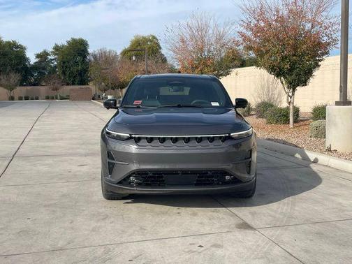 2024 Jeep Wagoneer S Launch Edition