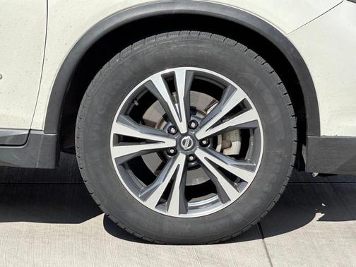 2017 Nissan Rogue Hybrid SL