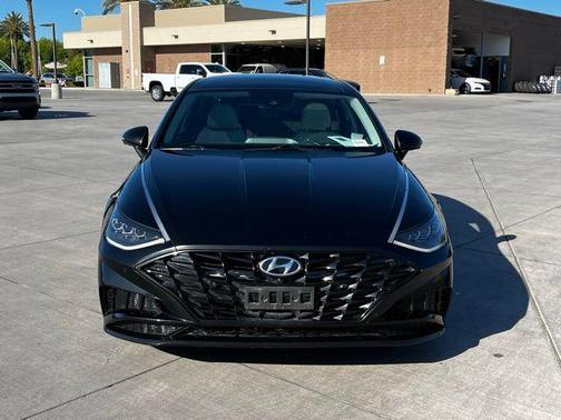 2022 Hyundai SONATA Limited