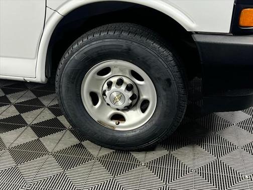 2022 Chevrolet Express 2500 RWD 2500 Regular Wheelbase WT