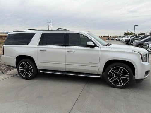 2017 GMC Yukon XL Denali
