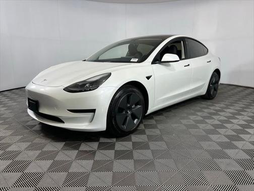 2023 Tesla Model 3 Standard Range