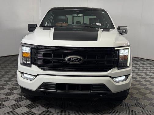 Oxford White 2023 Ford F-150 XLT