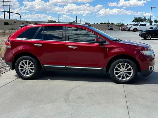 2013 Lincoln MKX Base