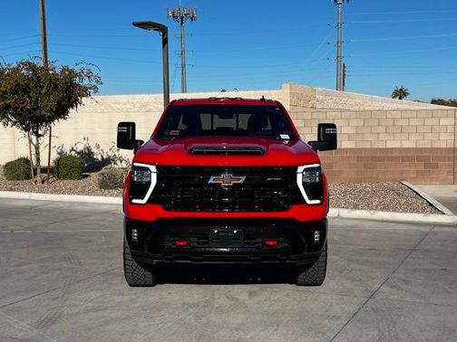 2025 Chevrolet Silverado 2500 4WD Crew Cab Standard Bed ZR2