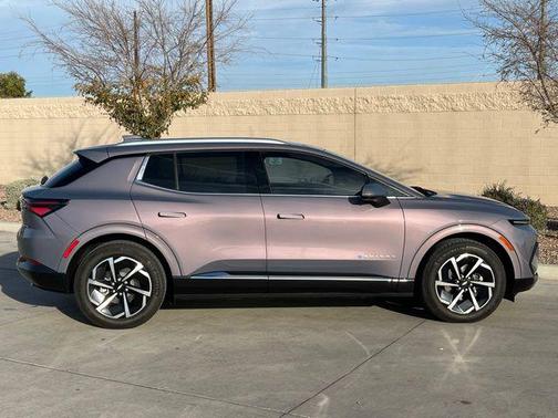 2024 Chevrolet Equinox EV 2LT