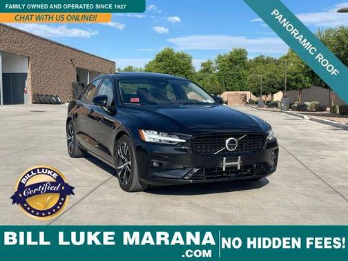 2024 Volvo S60 B5 Plus Dark Theme